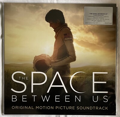 The Space Between Us lim. 500 Copies ''Gold'' farbiges Vinyl Soundtrack