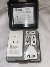 Rival Travel Club International Adapter Plug Set  Dual Converter w/ Case TC661