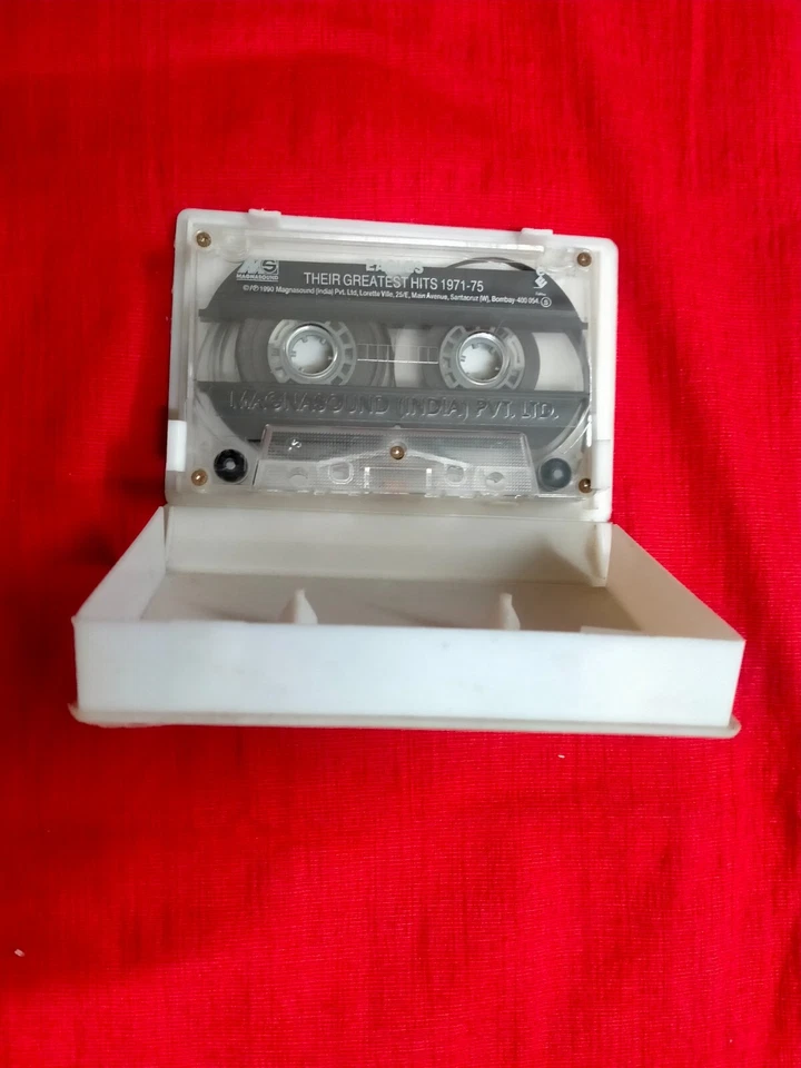 Eagles Their Greatest Hits 1971 1975 Clamshell CASSETTE TAPE INDIA indian - Image 3 of 4
