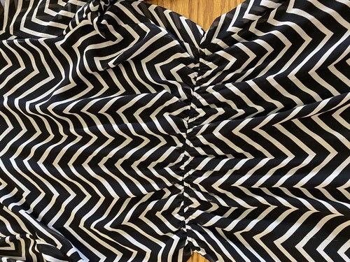 Express Dress Women's White Black Stripes Size Small - Picture 5 of 7
