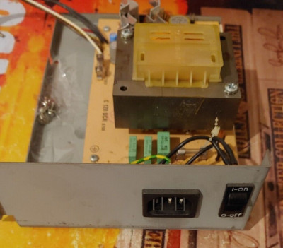 Commodore 128 D internal power adaptor / Internes Netzteil working 180125