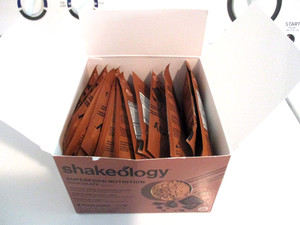 14 Packets Shakeology Chocolate Superfood Nutrition Plant Based Vegan New
