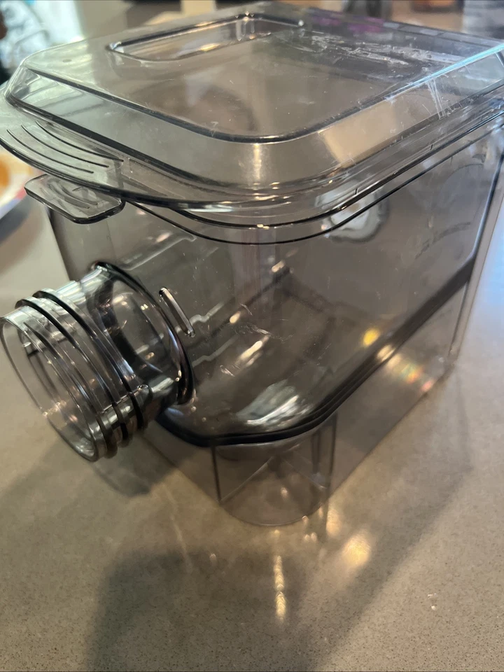 Emeril Lagasse Pasta & Beyond Maker PM-01 Genuine Mixing Chamber & Lid   - Image 2 of 4