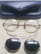 Vintage MC 1/10 12KGF Wire Rim Round Eyeglasses W/sunglasses Clip-On Excellent
