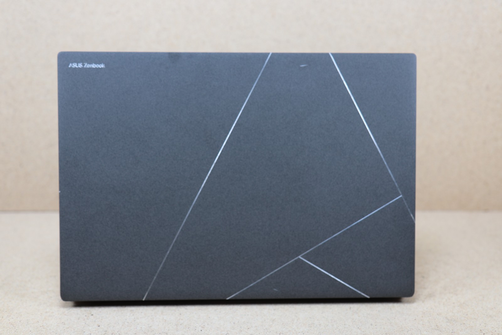 Asus Zenbook S 14, 14-Inch Laptop, with ultra 7 258v