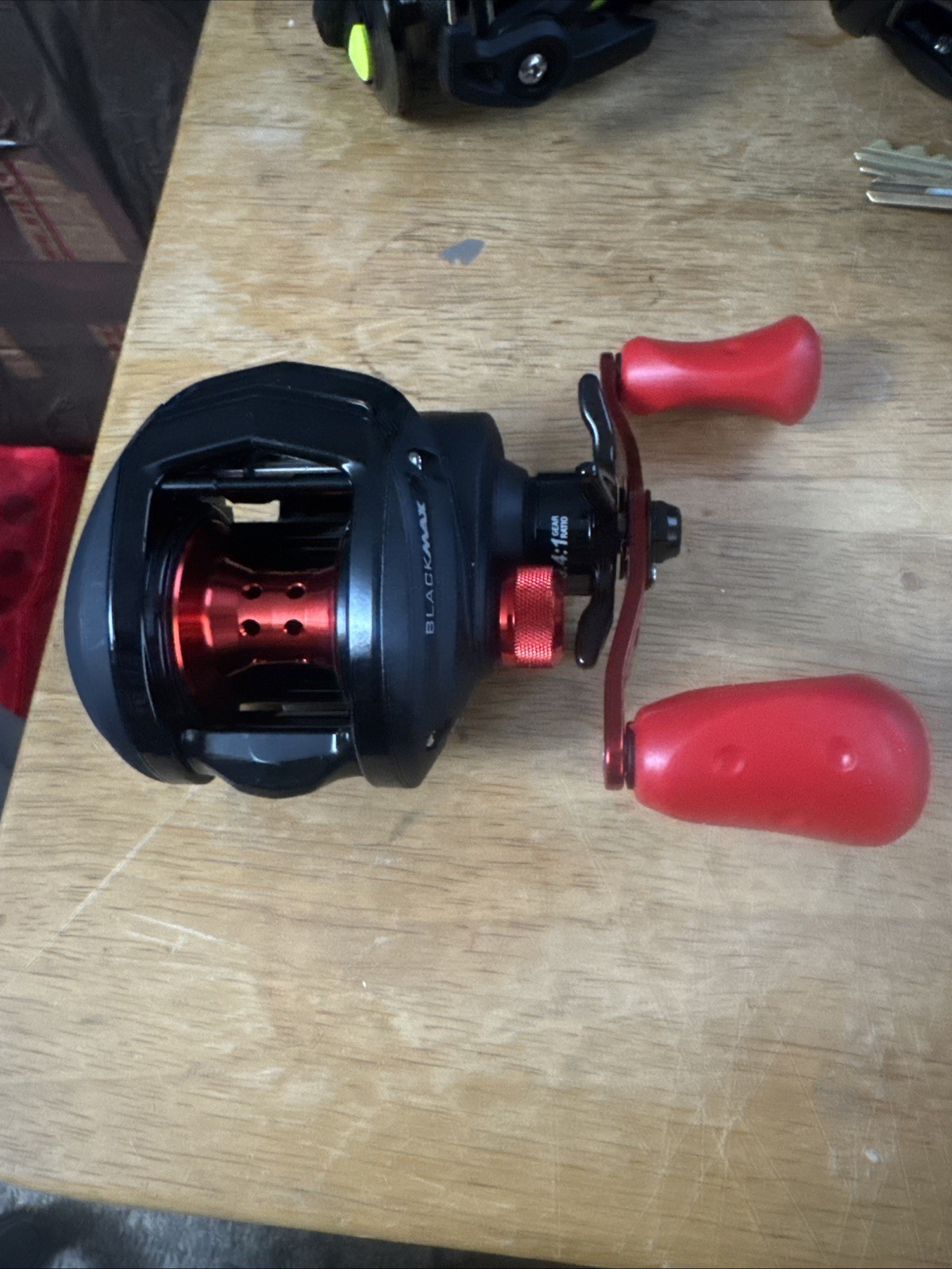 Abu Garcia Black Max 3 Right Hand Baitcast Fishing Reel - BM