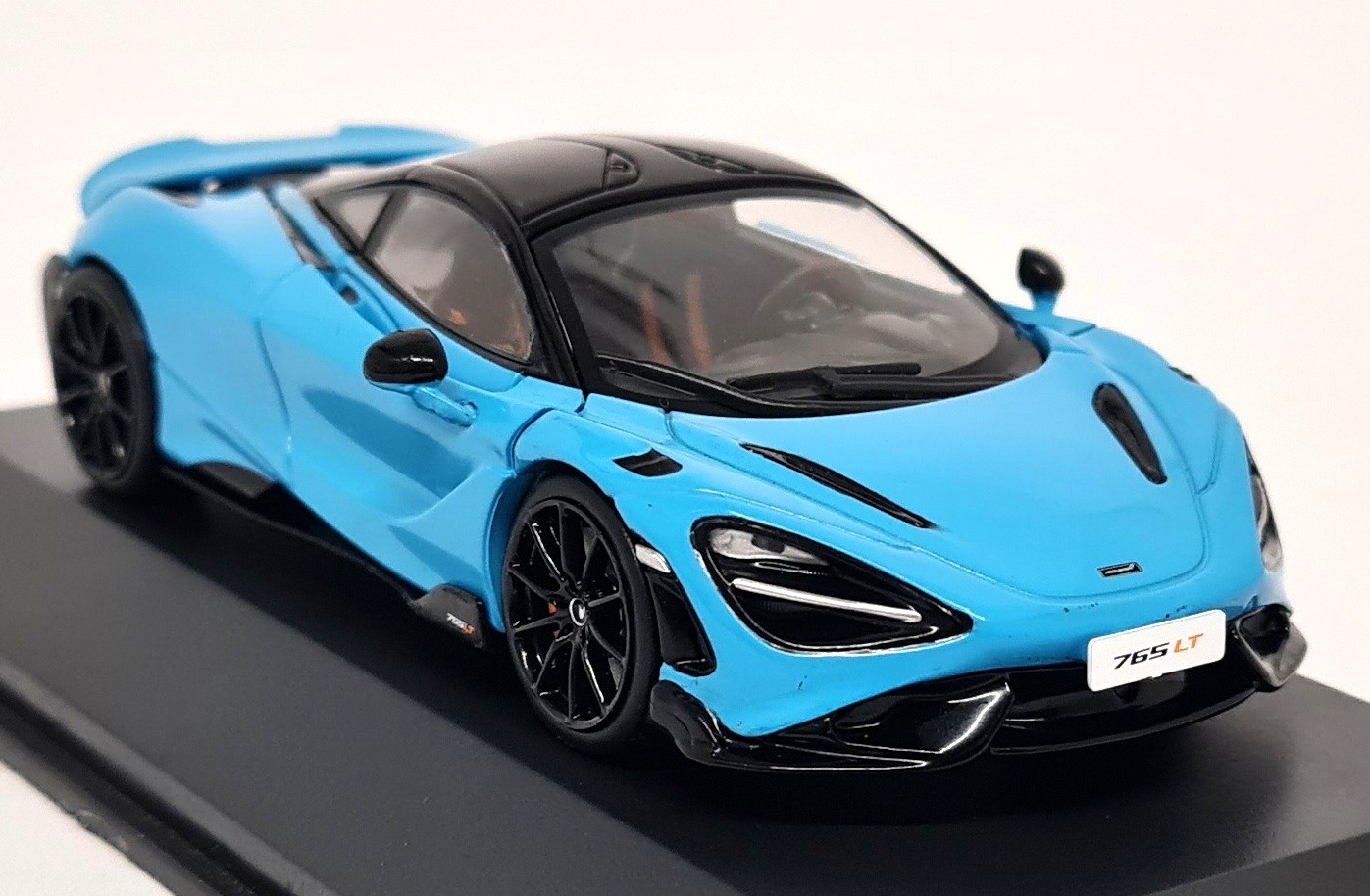Solido 1/43 - McLaren 765LT Curacao Blue 2020 Diecast Scale Model Car