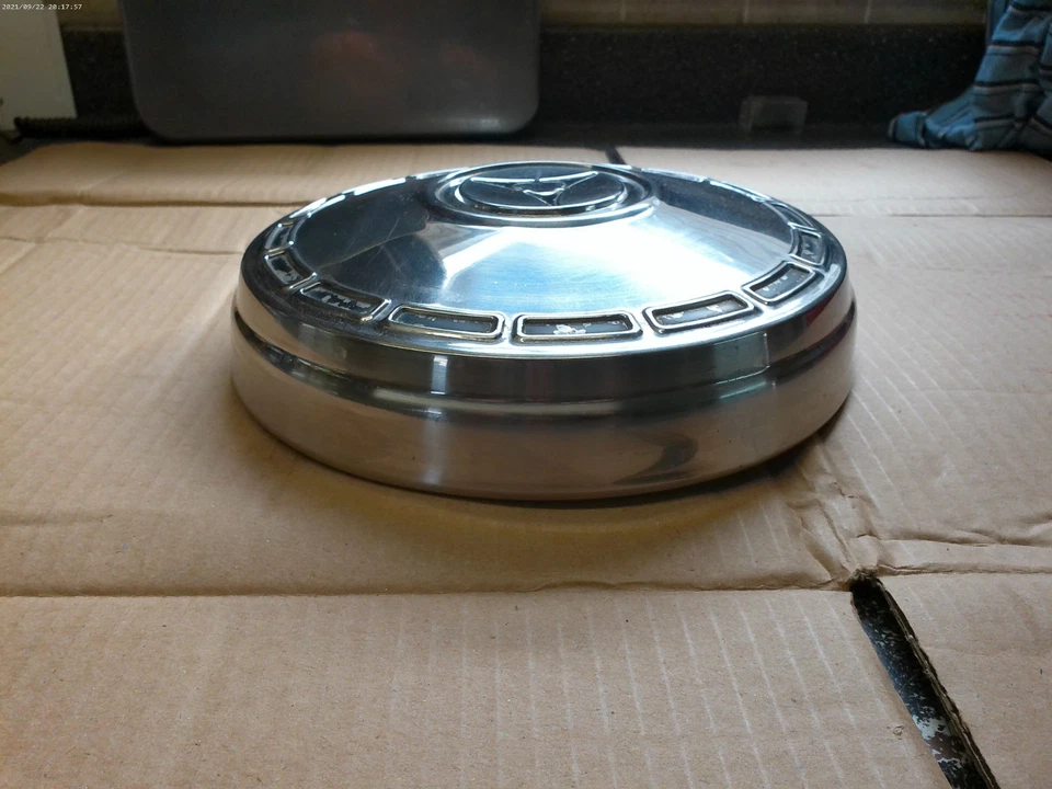 Tapacubos centrales de rueda 1967-1969? Dodge Mopar Dart Charger GTS plato para perro 9" tapa de pobreza Foto 2 de 4