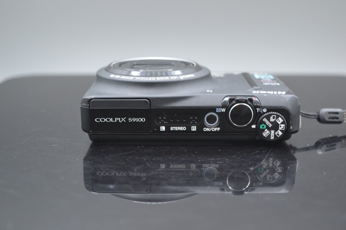 Nikon COOLPIX S9100 12.1MP Digital Camera For Parts ONLY AS IS