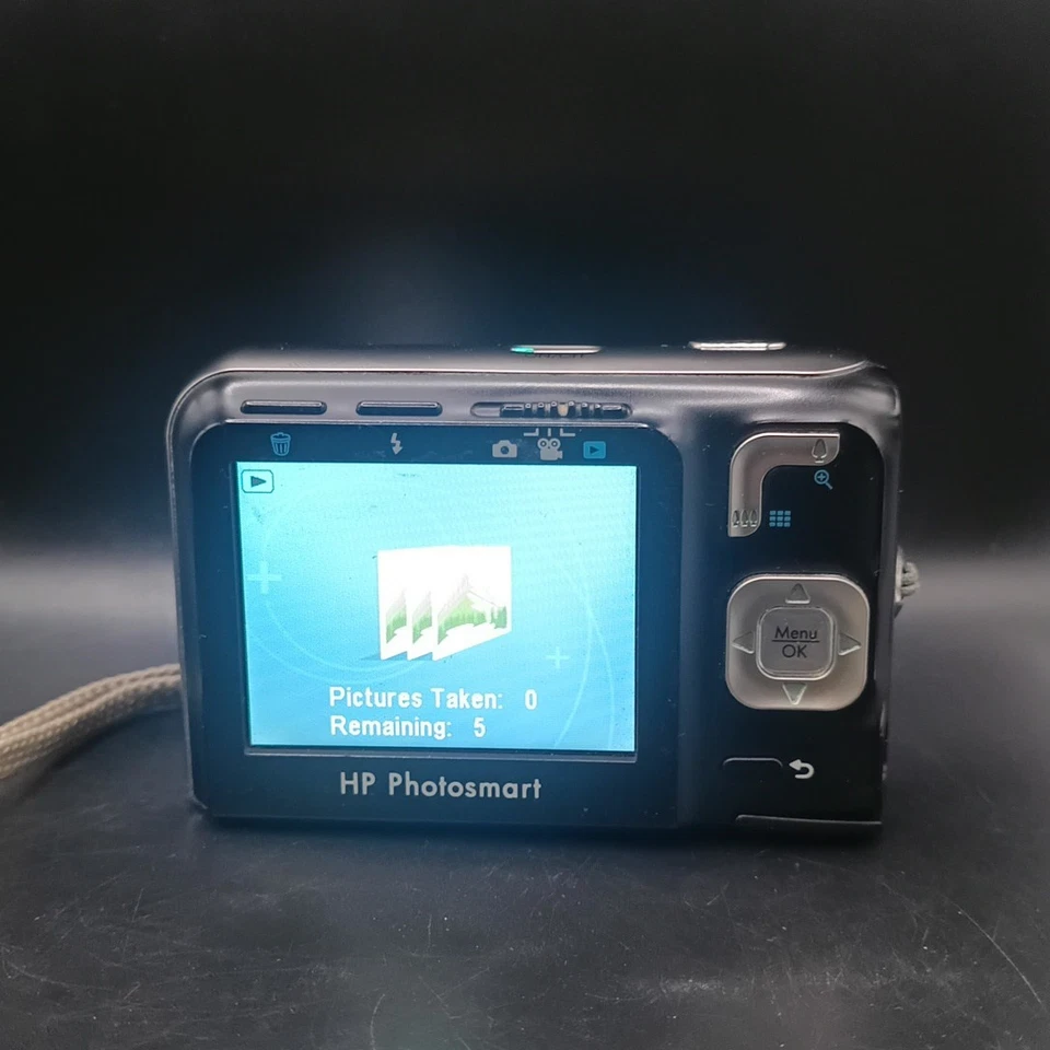 HP PhotoSmart Mz67 8.3 MP Digital Camera - Black (Tested & Working - Image 2 of 4