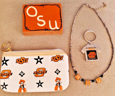 OSU OKLAHOMA STATE COIN PURSE NECKLACE KEY RING SPINNER & WOOD BLOCK FAN ESTATE