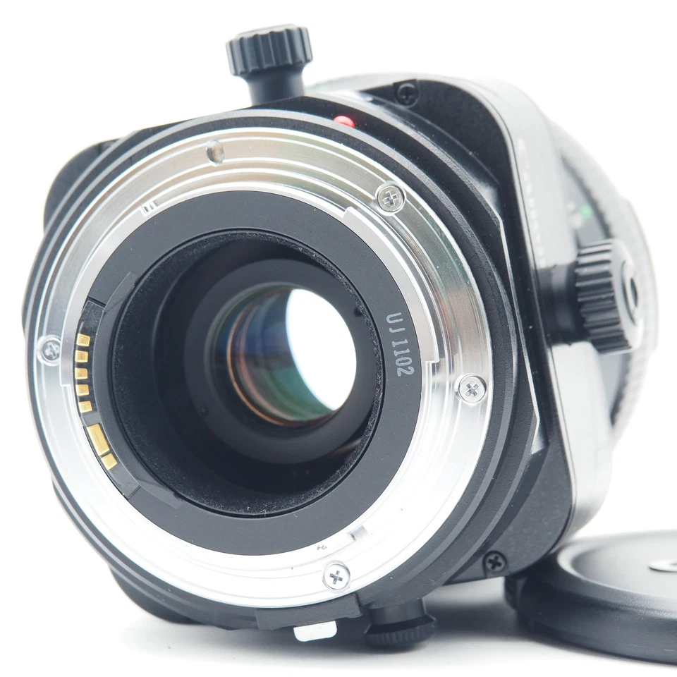 Canon TS-E 24mm F3.5 L Lens [ USED Excellent+++ ] - Image 2 of 4