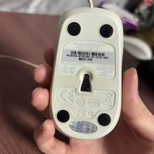 Microsoft Mini Mouse 2009 Collectible USB Mouse in White  Burgundy