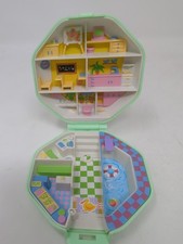 Vintage 1990 Bluebird Polly Pocket POLLY  S SCHOOL Compact Only Green