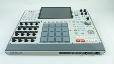 AKAI Professional MPC X SE Sampler inkl. 2 TB SSD + Zubehör NEUw. + 2J. GEWÄHR!