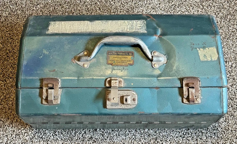 VTG HUGE 111+ Lures lot w 3 Metal Tackle Boxes NOS Wooden Heddon Arbogast Bomber - Image 2 of 4