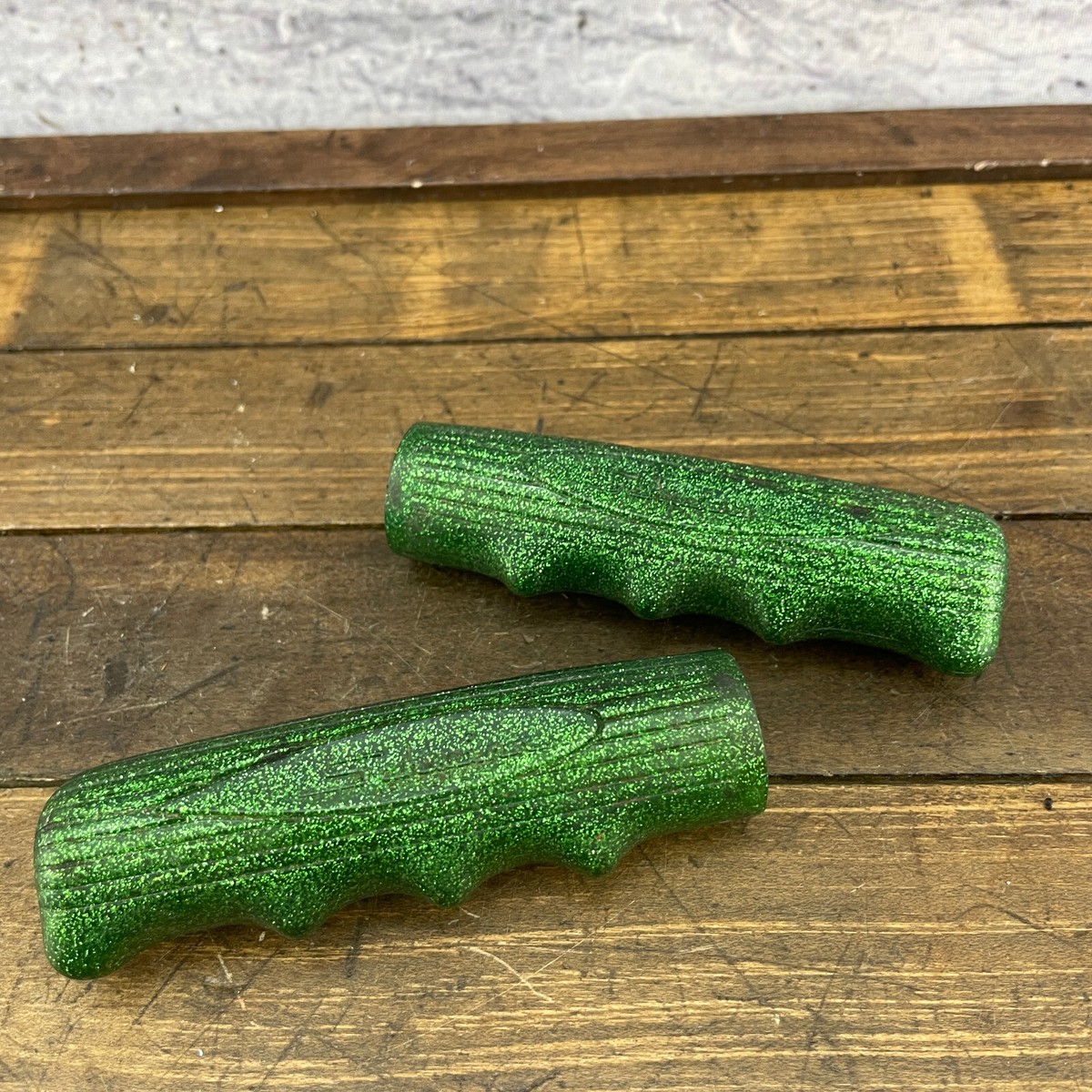 リカルドマルツィ Vintage Schwinn Approved Grips Glitter Green Sparkle