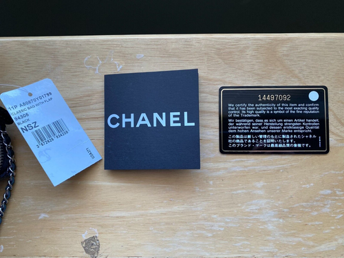RARE NIB Chanel Patent Quilted Mini Bag Wallet on Chain Black Silver-tone Strap - Picture 13 of 14