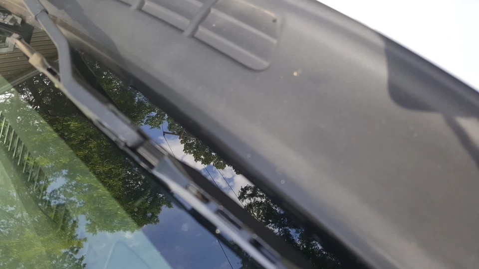 For 2004-2012 Chevy Colorado GMC Canyon Windshield Cowl Grille Vent Panel - Image 4 of 4