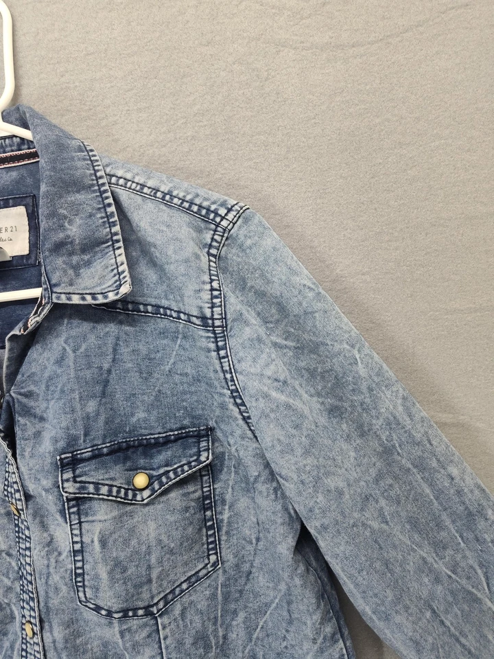 Forever 21 Denim Shirt Womens Large Blue Snap Button Western Casual Long Sleeve - Image 3 of 4