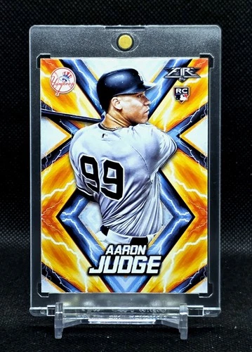 2017 TOPPS 🔥 FIRE 🔥 AARON JUDGE ROOKIE CARD