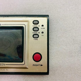 Nintendo PP-23 Popeye Game Watch: Classic Entertainment