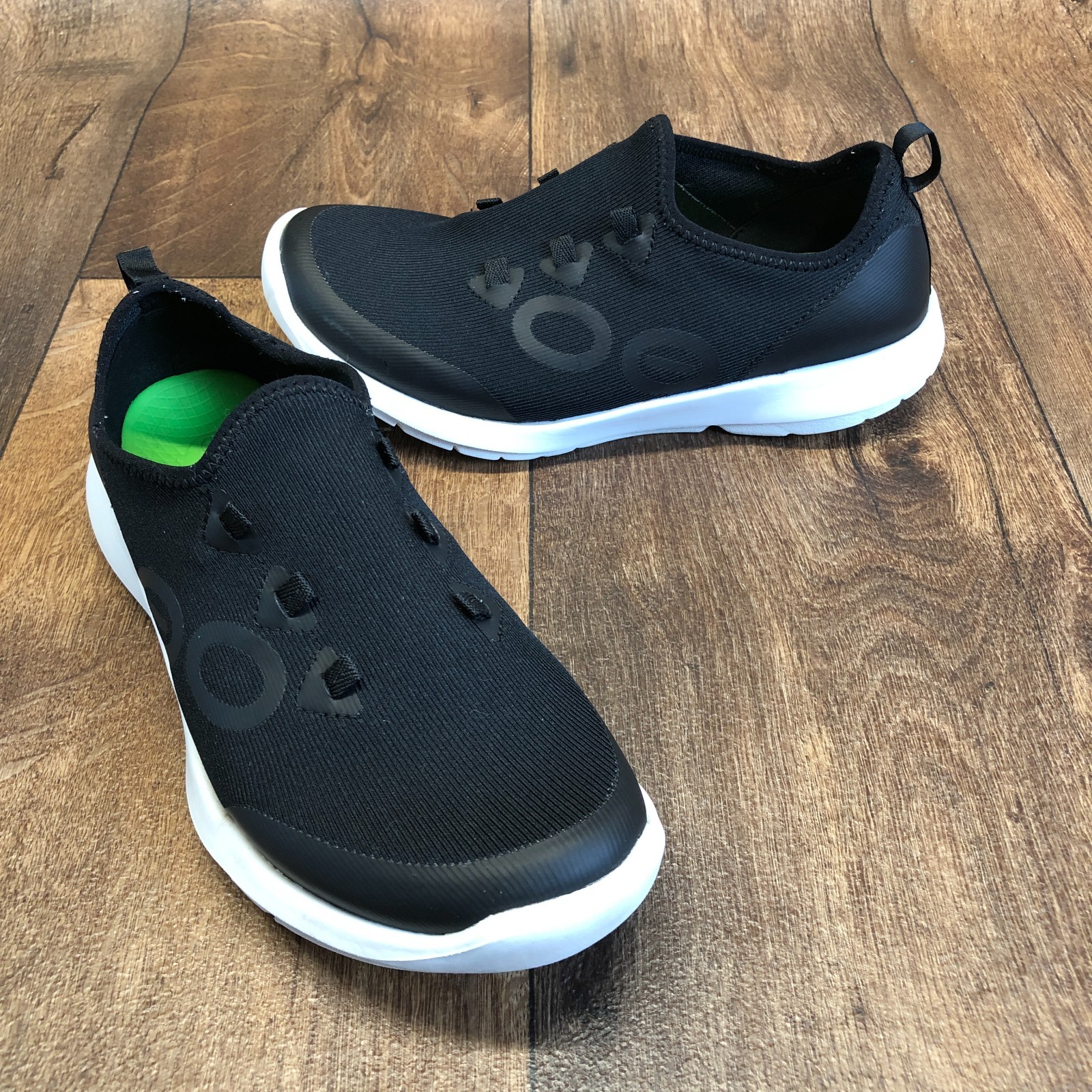 OOFOS WOMEN'S OOMG SPORT LS LOW SHOE Recovery Shoes  Black Size 8.5