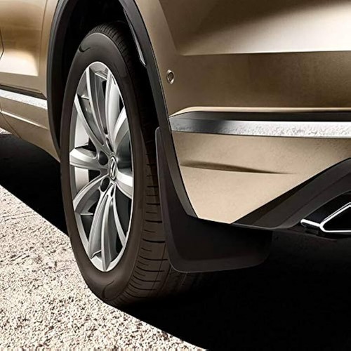 GENUINE NEW VW TOUAREG 2018 REAR MUD FLAPS 760075101