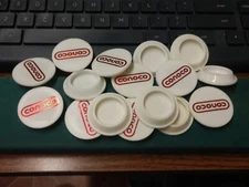 VINTAGE CONOCO GAS & OIL ADVERTISING OLD POP SODA BOTTLE PLASTIC LIDS LOT (16)