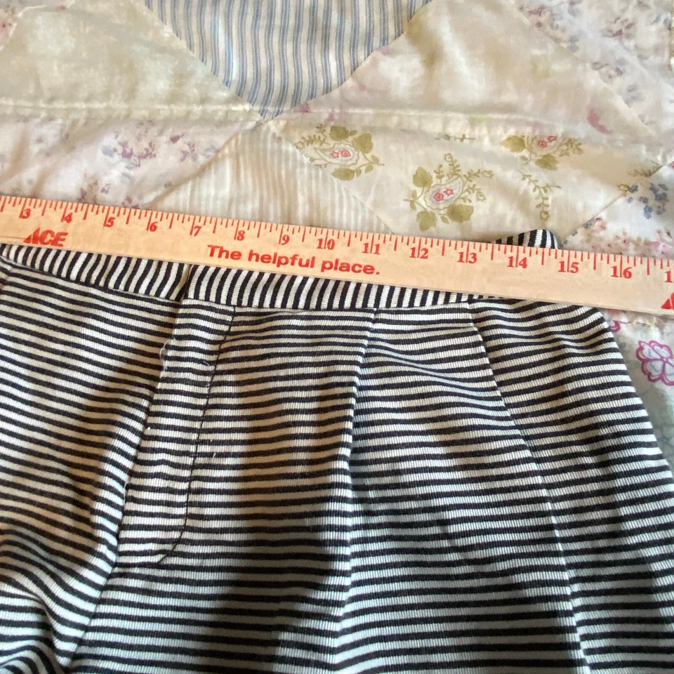 6 shorts femininos Rachel Rachel Roy mistura de algodão listrado preto e branco  - Imagem 4 de 4