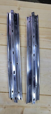 94-01 INTEGRA SEDAN 4 DOOR B Pillar Weather Stripping Channel Metal Bracket