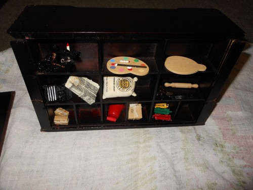 Vintage Kiste mit Miniaturspielzeug in Form eines Kamins, ungewöhnlich, gebraucht - Bild 4 von 11
