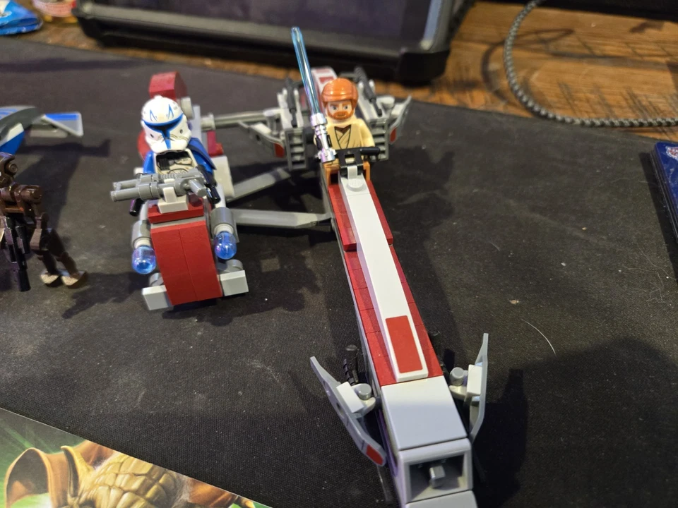 LEGO Star Wars Barc Speeder With Sidecar 75012 100% Complete - Image 2 of 4