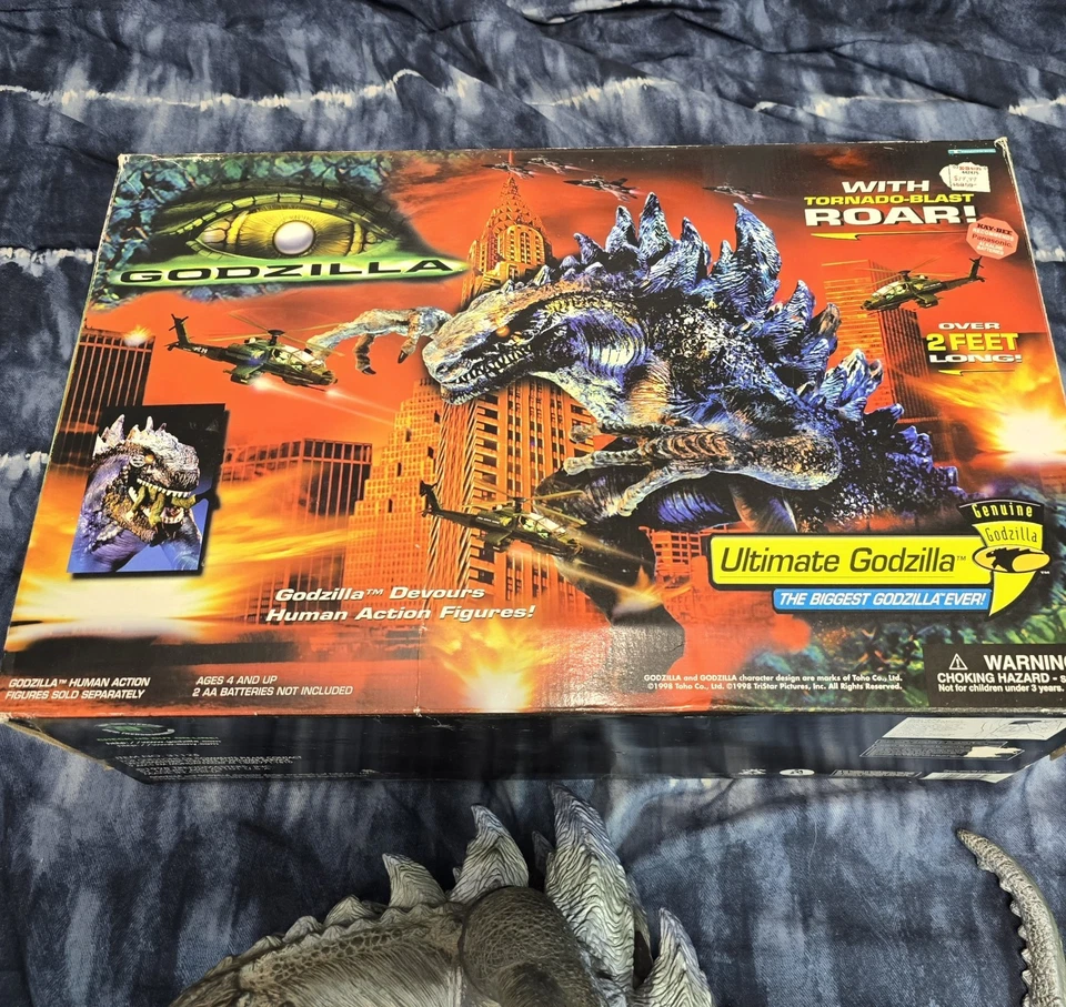 RARE ULTIMATE GODZILLA TOHO Movie Monster Figure 1998 With Box 2 Feet Tall - Image 2 of 4