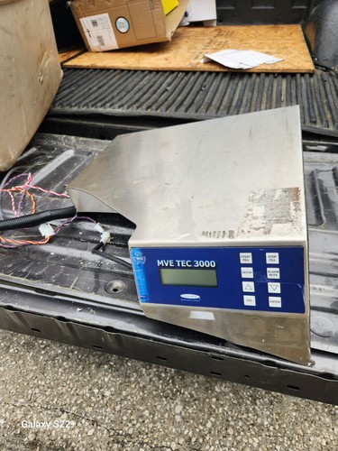 MVE, TEC 3000 SALE ONLY PARTS CONTROL SEE PICTURES