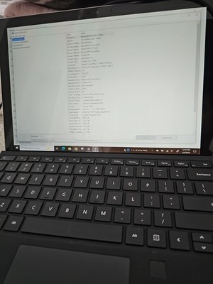 Microsoft Surface Pro 5th Gen 1796 Laptop 12.3'' 256GB Wi-Fi Platinum