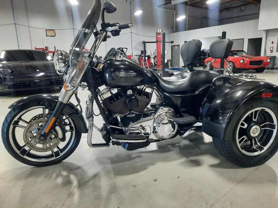 2016 Harley-Davidson Touring - Image 4 of 4