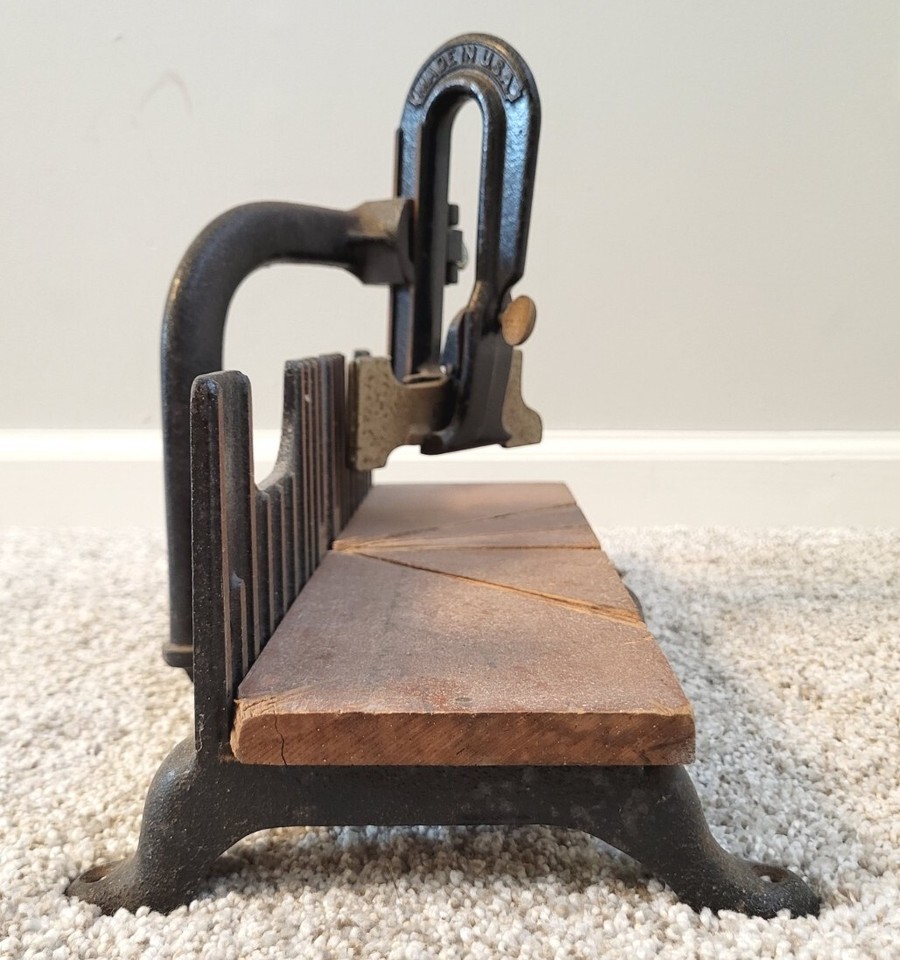 Vintage Stanley No 150 Cast Iron Miter Saw Box Woodworking Tool Made