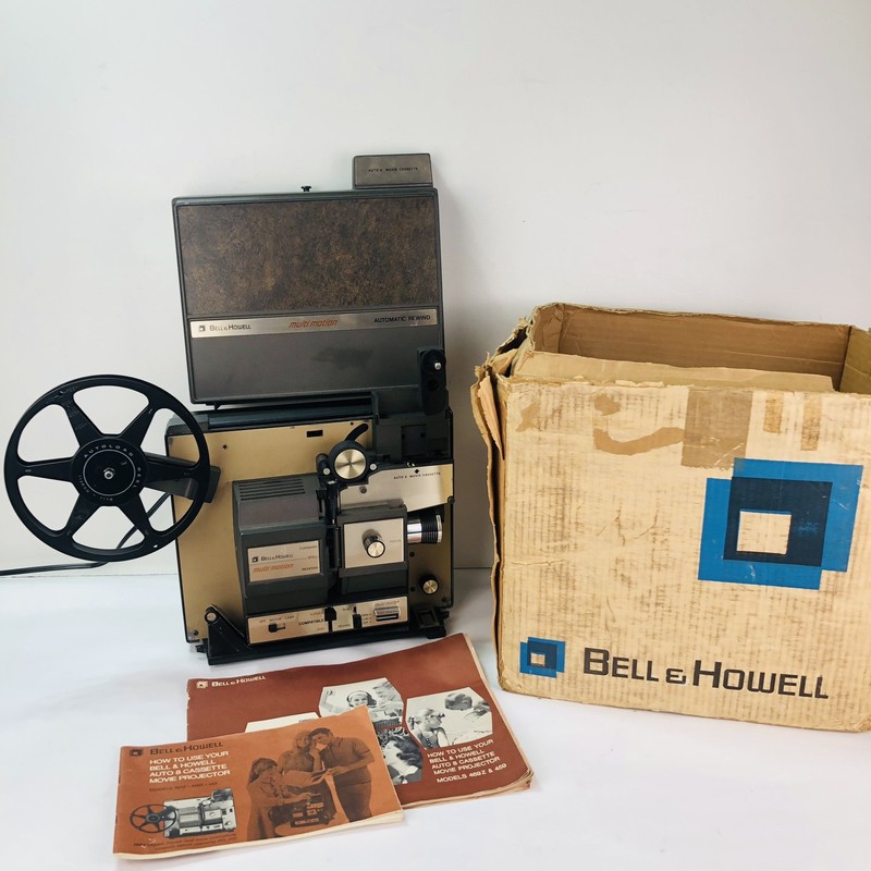 VTG Bell & Howell Super 8mm Autoload Multi Motion 469 Movie Projector WORKS!