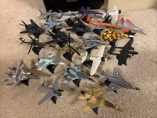 Lot Of 23 Maisto Planes Jets Helicopters Military Metal Diecast W/ Stands
