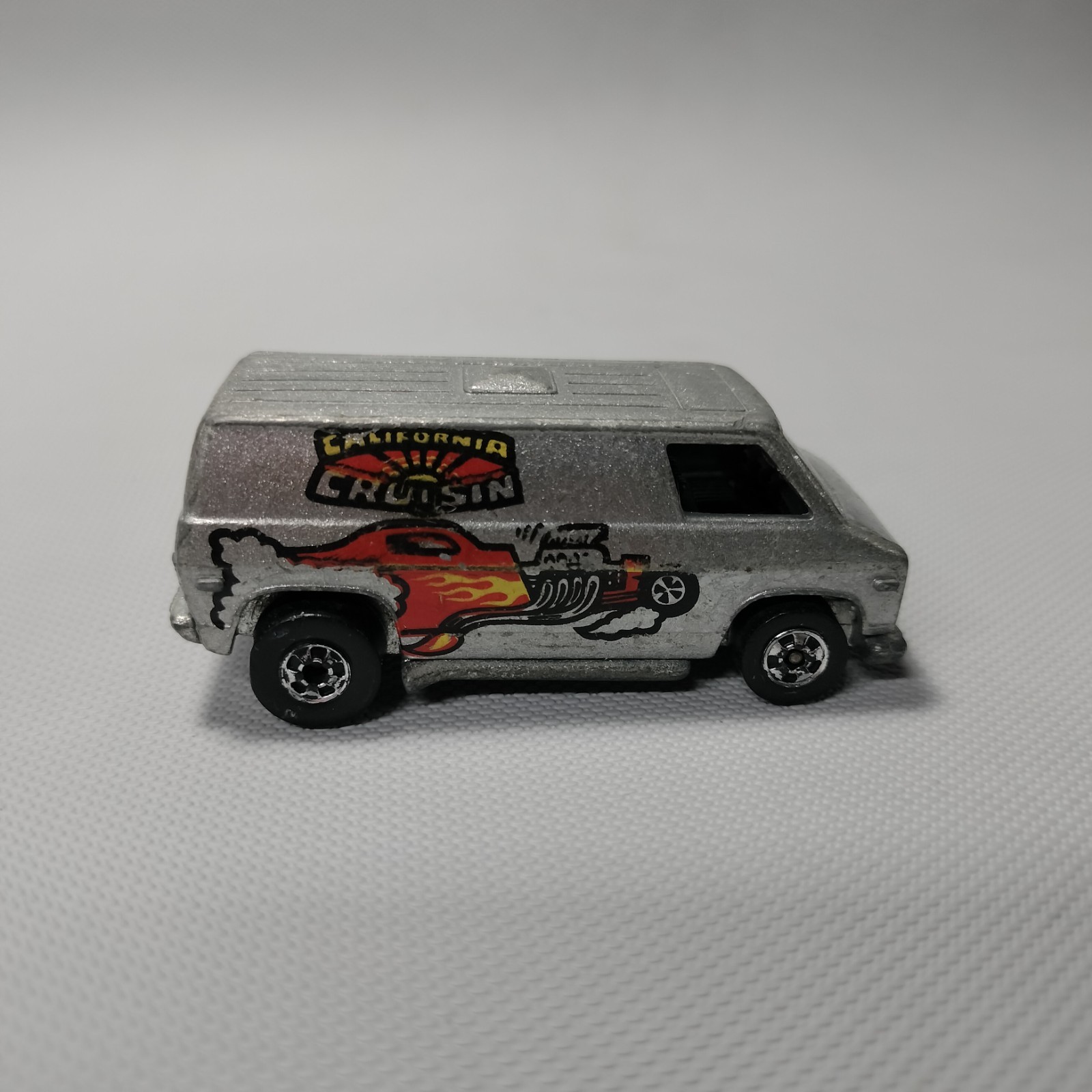 Picture 2 of 5