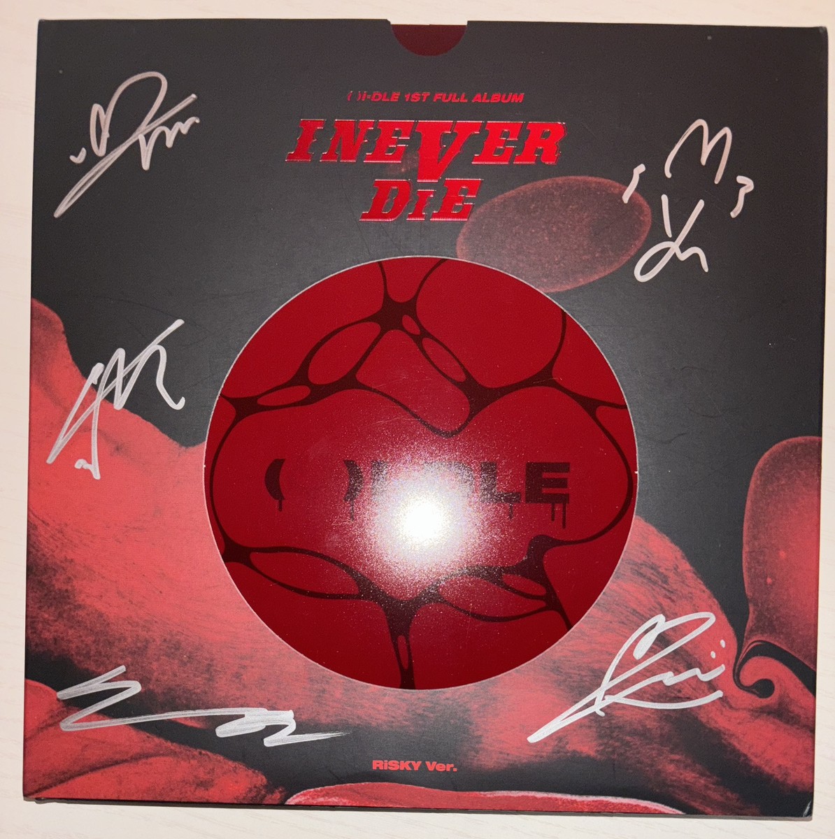 アイドゥル　gidle INEVER DIE Album Ver. サイン入り G) I-DLE G IDLE [I Never Die] Autographed Signed Album GIDLE