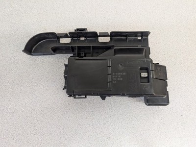 2017-2022 Volvo XC90 S90 V90 Battery Fuse Box 31450530