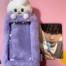 Jung Yujin Zero One Photocard Holder with Photo Card