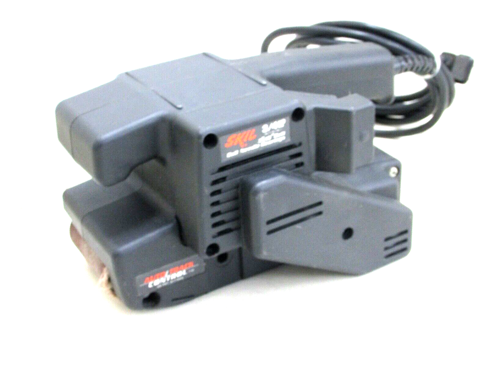 SKIL TOOLS 3" x 18" BELT SANDER, 7313 Type 3, AUTO TRACK 3/4 H.P. 4.5 A