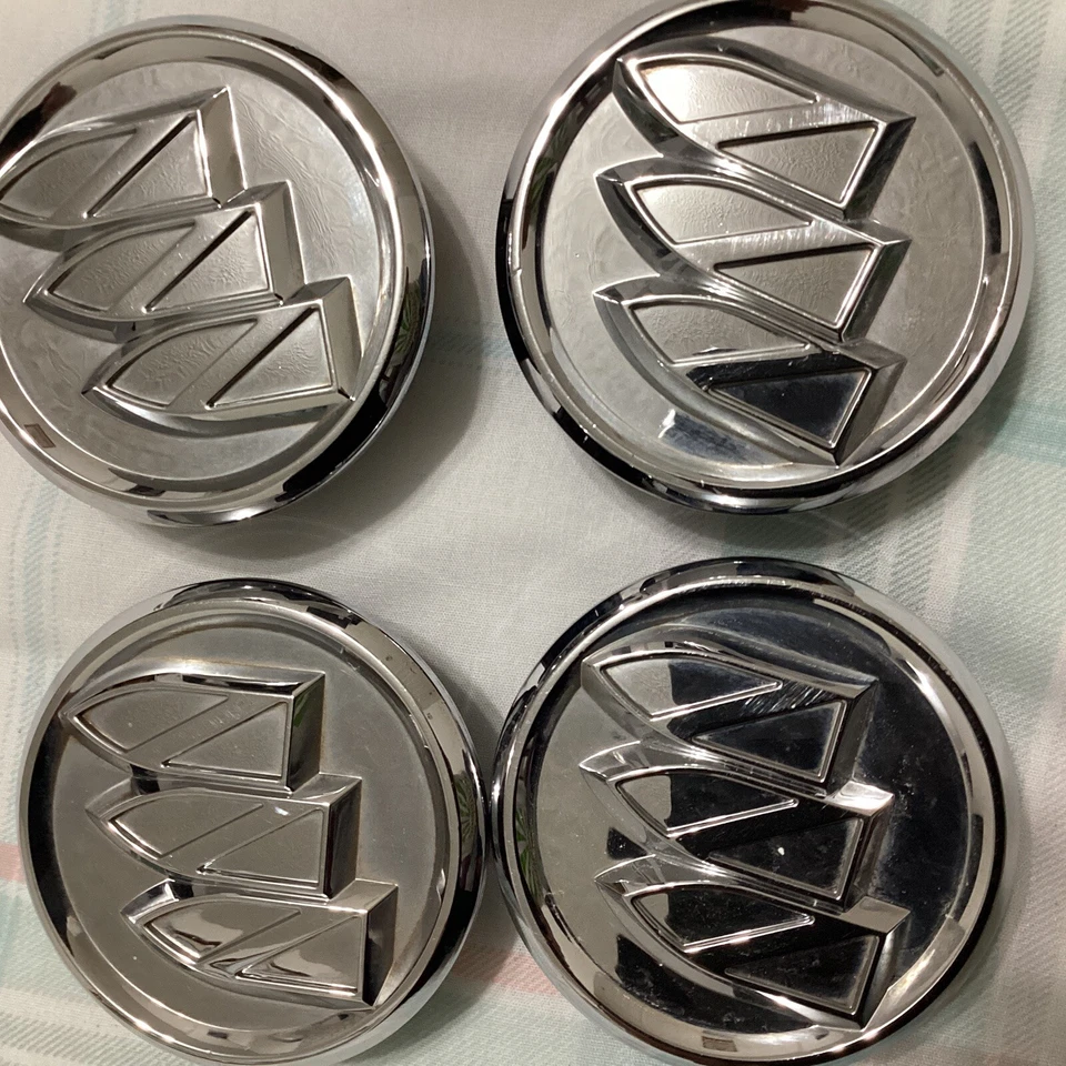 Buick Allure Lacrosse Regal Verano 2005 2017 Center Hubcaps P#9593169 2-1/2 OD - Image 3 of 4