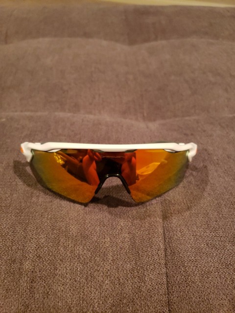 oakley radar orange