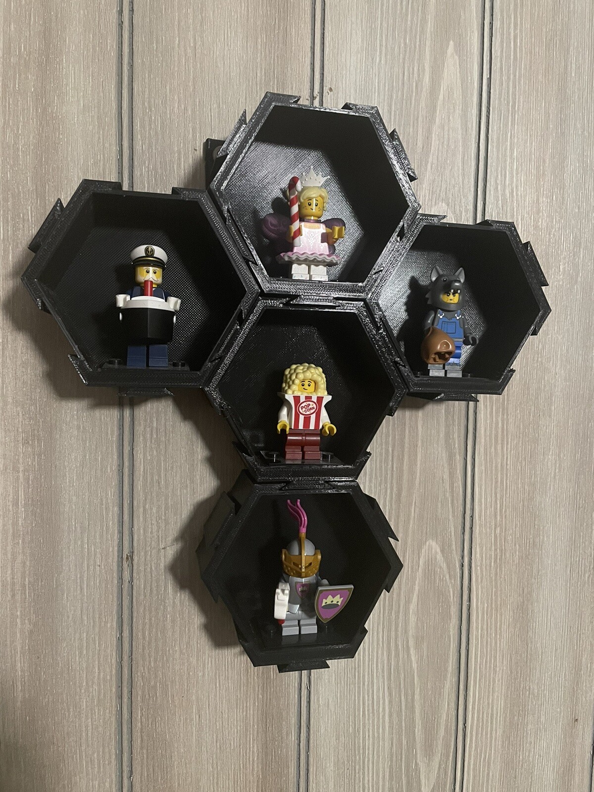 Foto 1 di 4