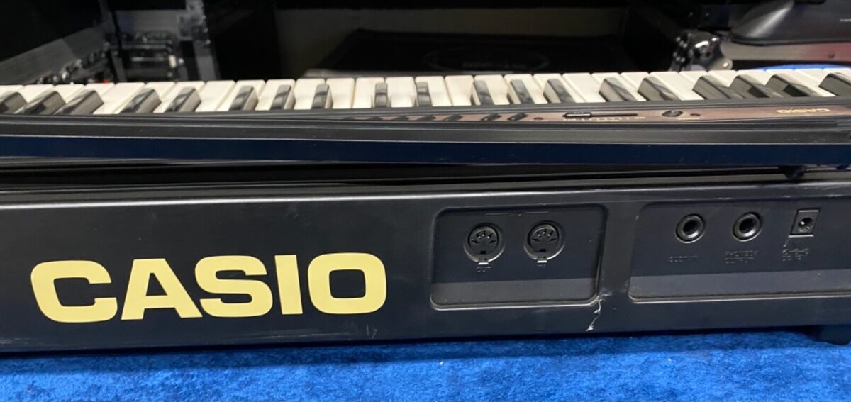 CASIO Piacere CPS-7 76-key digital piano built in speakers w CASIO Piacere CPS-7 76-key digital piano built in speakers w
