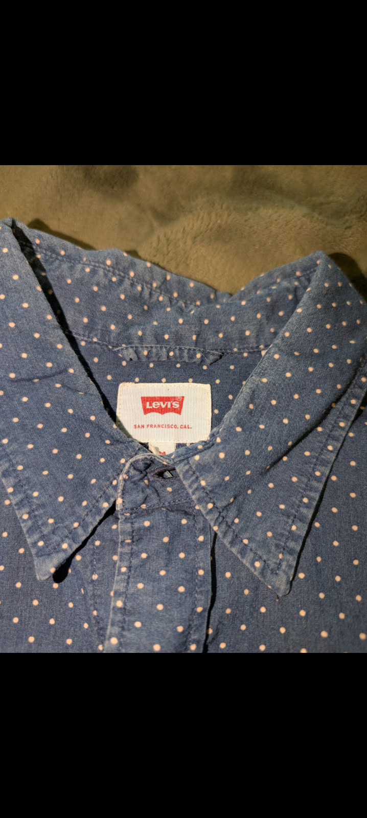 Size M Mens Standard Fit Button Front Short Sleeve Levi's Shirt